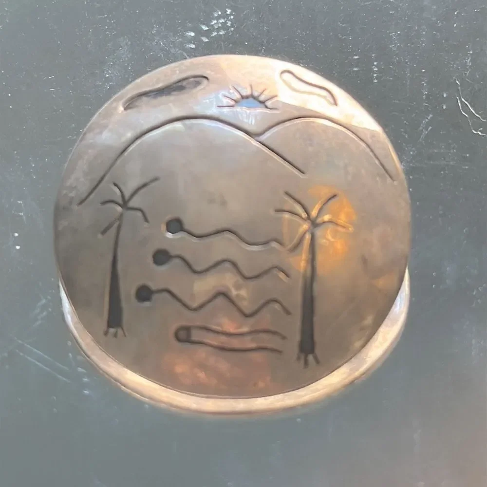 Vintage silver engraved brooch